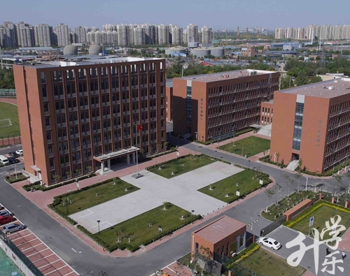 天津市(shi)市(shi)政工(gong)程(cheng)學(xué)校